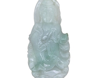 Jade Sitting Kwan Yin - Bodhisattva - Goddess Of Mercy Jade Pendant n536E