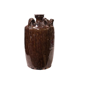 Jarrón de cerámica rural vintage de estilo rústico en marrón oscuro terroso JK238E