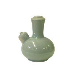 Chinese Porcelain Light Celadon Crackle Underlay Jug Plain Vase ws3264E