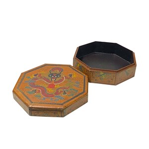 Chinese Distressed Light Brown Octagon Dragon Treasure Graphic Box ws2346E image 6