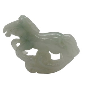 Green Jade Chinese Zodiac Horse Running On Luyi Cloud Pendant k172E