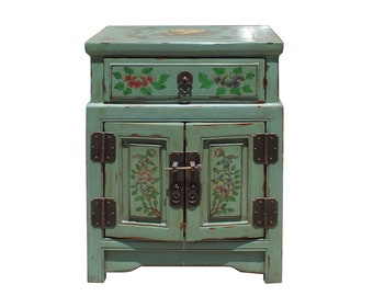 Oriental Distressed Light Avocado Green Graphic Side End Table Nightstand cs5723E