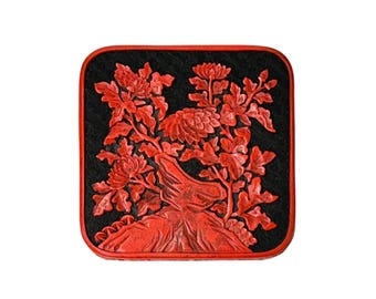 Handcrafted Vintage Chinese Red Lacquer Square Floral Accent Box GB128E