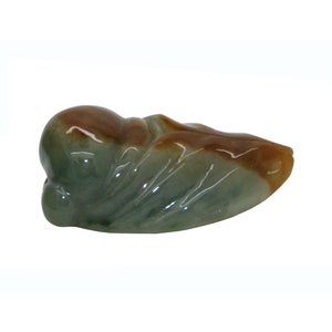 Hand Crafted Jade Pendant Dark Green Yellow Cicada Zen Ornament Figure n508E image 2