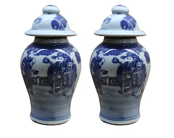 Lot of 2 Chinese Porcelain Blue & White Small Round Lid Jars ws106E