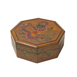 Chinese Distressed Light Brown Octagon Dragon Treasure Graphic Box ws2346E image 7