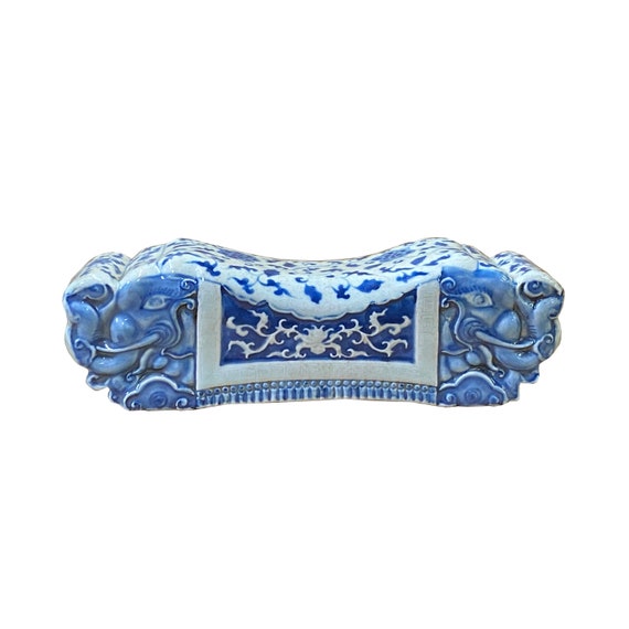 Chinese Blue White Porcelain Elephant Graphic Pillow Shape Display ws2032S Chinese Blue White Porcelain Elephant Graphic Pillow Shape Display ws2032S