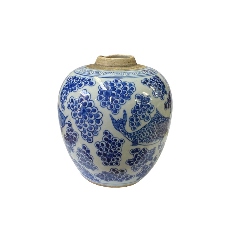 Oriental Handpaint Fishes Small Blue White Porcelain Ginger Jar ws2325E image 3