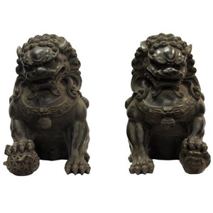 Pair Chinese Distressed Brown Black Marble Like Fengshui Foo Dogs ws287E image 2