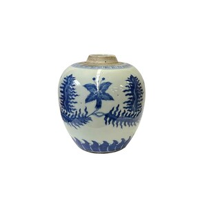 Oriental Flower Leaf Small Blue White Porcelain Ginger Jar ws3339E image 2