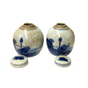 Pair Blue White Mini Oriental Graphic Porcelain Ginger Jars ws949E image 3