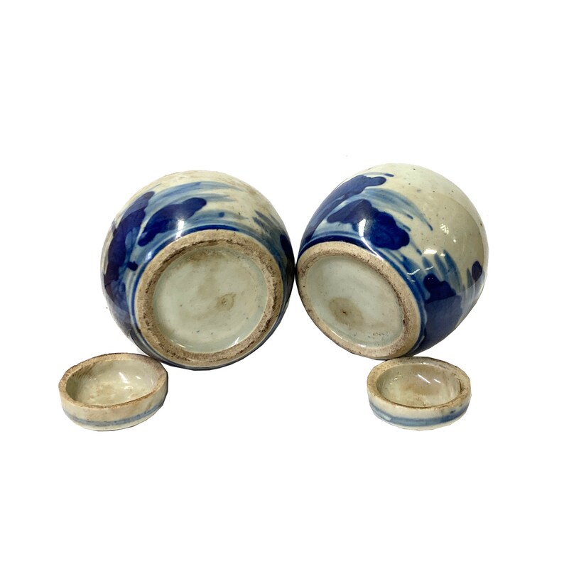 Pair Blue White Mini Oriental Graphic Porcelain Ginger Jars ws949E image 4