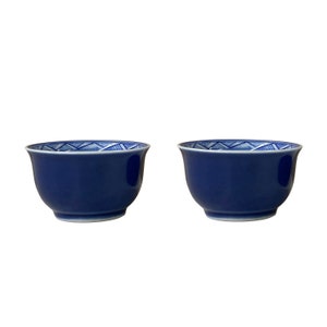 2 x Chinese Porcelain Blue White Flower Scenery Cup Display Art ws2783S 2 x Chinese Porcelain Blue White Flower Scenery Cup Display Art ws2783S