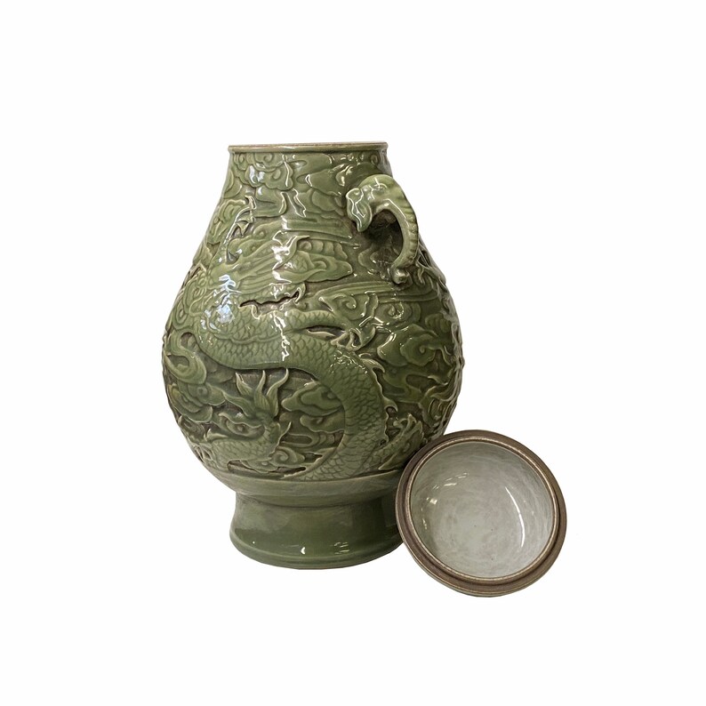 Chinese Ancient style Celadon Ceremonial Jar with Dragon Motif ws1595E image 2