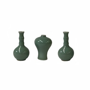 3 x Chinese Clay Ceramic Ware Wu Light Celadon Small Vase ws2836E