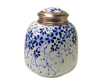 Oriental Handmade Blue White Porcelain Metal Lid Container Urn ws1827E