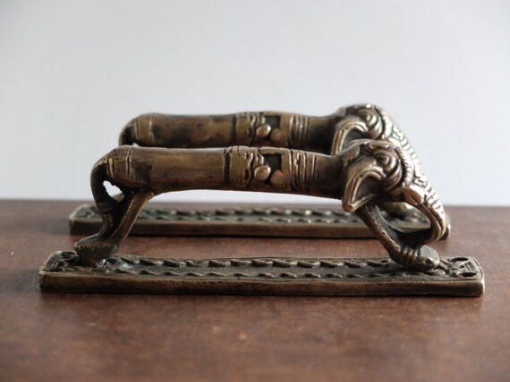 VINTAGE ANTIQUE STYLE SOLID BRASS PAIR OF CABINET DOOR HANDLES ....DRAWER PULLS