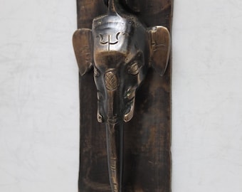 VINTAGE ANTIQUE style hand made solid brass elephant sculpture door KNOCKER