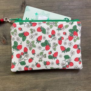 Porte-monnaie blanc et rouge fraises