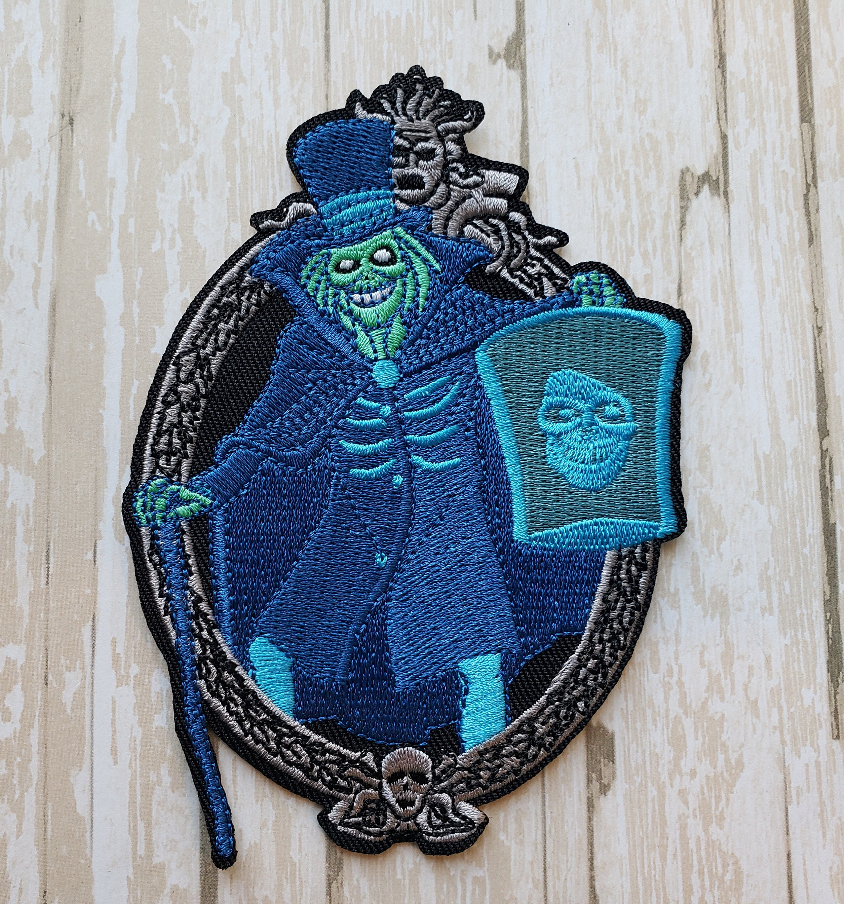 In STOCK Now RARE 4.5" Haunted Mansion Hatbox Ghost Madame Leota…