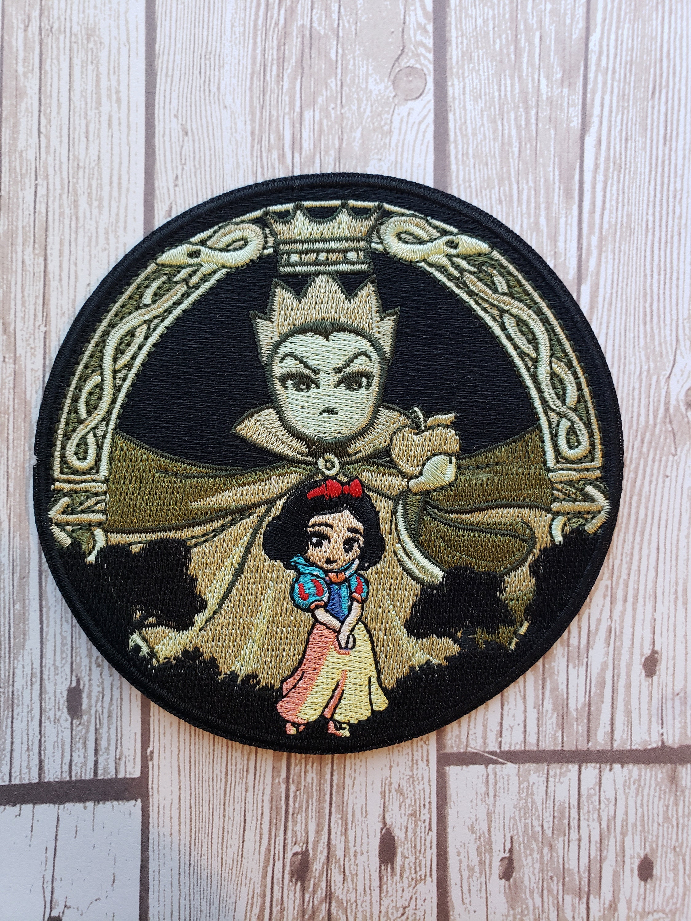 Dwarf Doc Patch Snow White Seven Dwarfs Disney Craft Apparel Iron on  Applique 