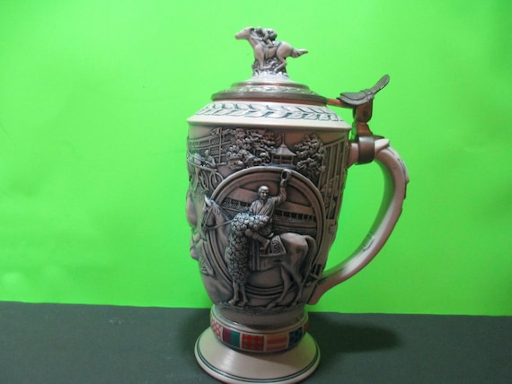 AVON WINNERS CIRCLE Stein 1992, Avon Horse Stein, Avon Collectible, Avon Collectible Stein 1992, Avon Stein Made in Brazil, Horse Decor