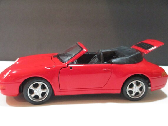 maisto porsche 911 carrera cabriolet 1994