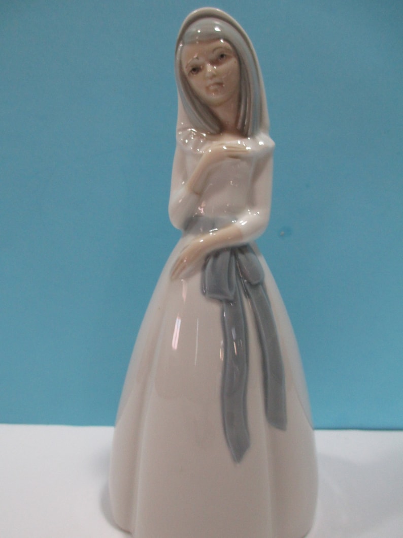 PORCEVAL MADE in SPAIN, Girl With Blue Bow Figurine, Porceval Figurine, Spanish Figurine, Etsy