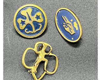 Vintage 1966 Brownie Girl Scout Membership Brownie Promise Pin Lot of Three