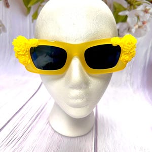 Yellow embellished sunglasses, flower sunglasses, embellished sunglasses, custom sunglasses, floral sunglasses by ZenButterflies