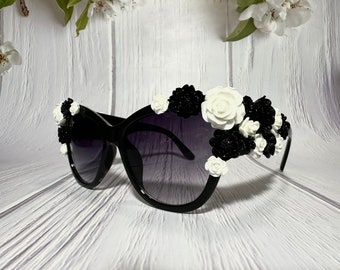 Green Cat Eye Sunglasses: Floral Pin up Retro Style 