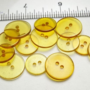 8 small clear apple juice 1930s 40s bakelite button  #159