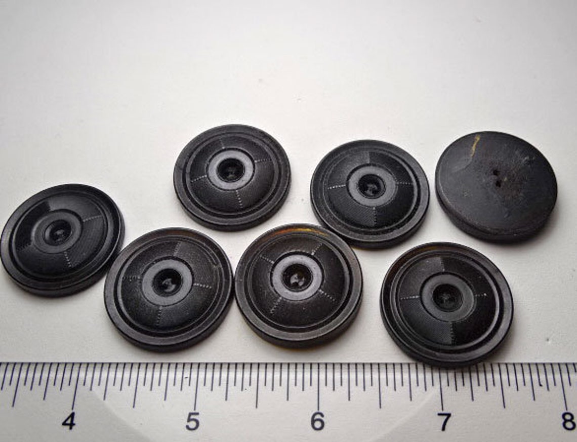 Set of 7 Victorian Pressed Gutta Percha Bulls Eye Buttons 1 Etsy