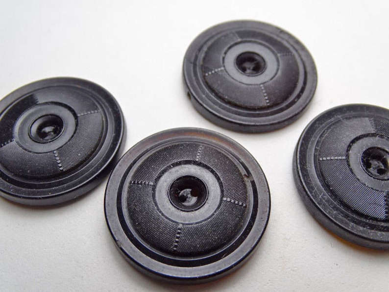 Set of 7 Victorian Pressed Gutta Percha Bulls Eye Buttons 1 Etsy