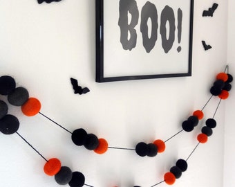 Guirlande HALLOWEEN en boule de laine feutrée noir orange et gris/Pompon/Halloween Moderne/chambre d'enfant et de bébé/décoration halloween