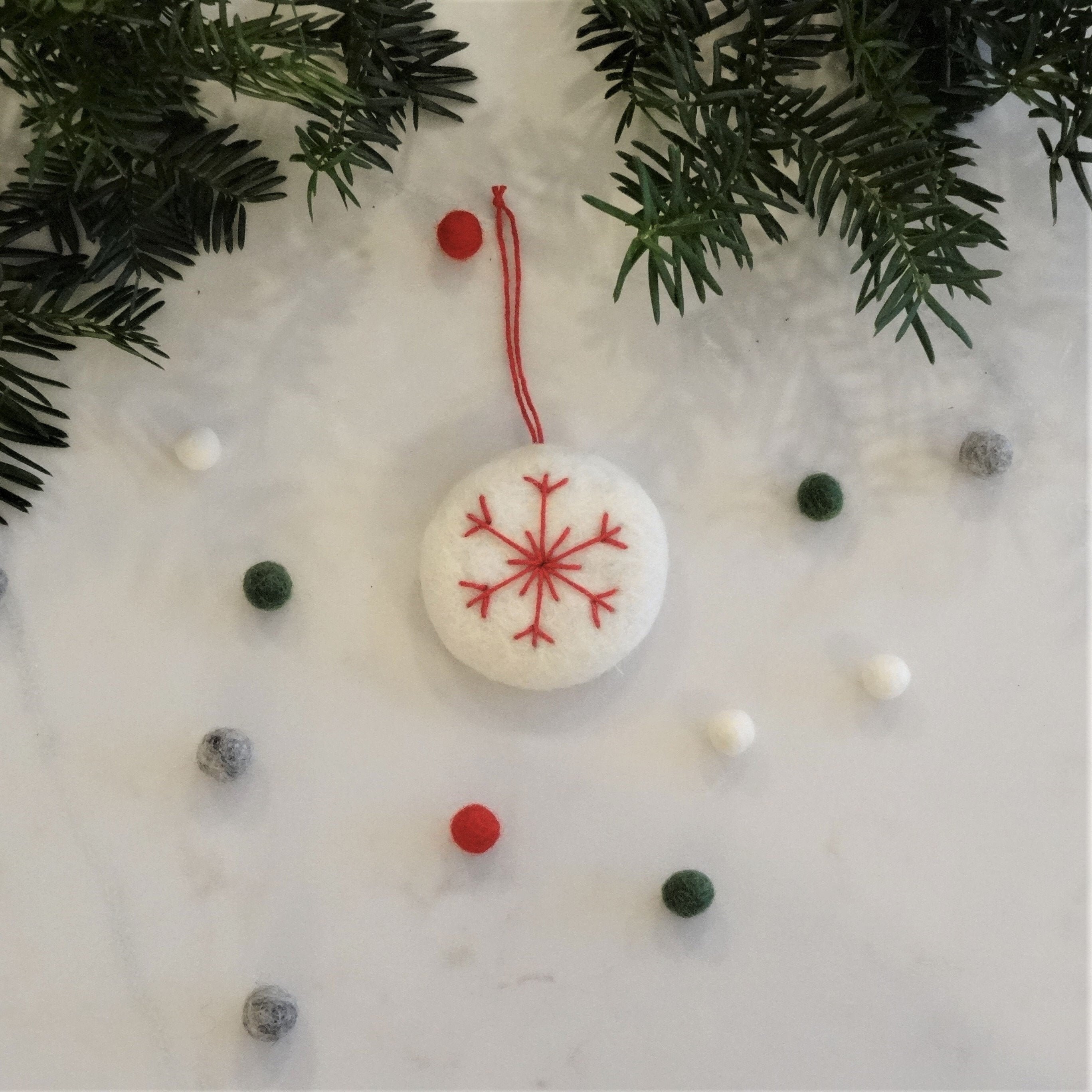 Christmas Ornaments/white Christmas Tree Ornament/snowflakes Ornament/embroidered ornament/Holiday Decor/scandinavian/childproof ornament
