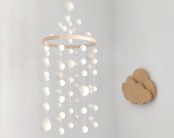 Mobile pour bébé en boules de laine feutrée/blanc/chambre bébé/Mobile lit de bébé/Minimaliste/Décoration moderne/déco scandinave/déco neutre