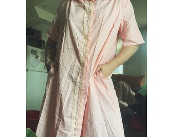 VTG pink nightgown