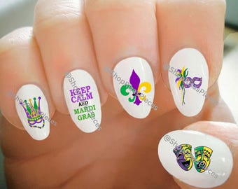 Decalcomanie per unghie di Carnevale: nail art con trasferimento ad acqua