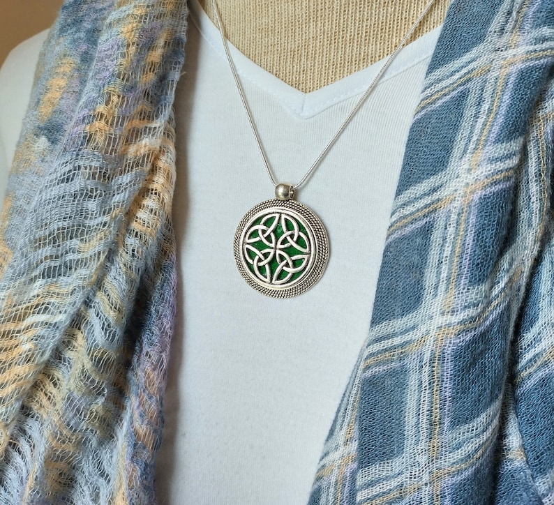 Gorgeous Celtic Necklace, Celtic Pendant Necklace image 10