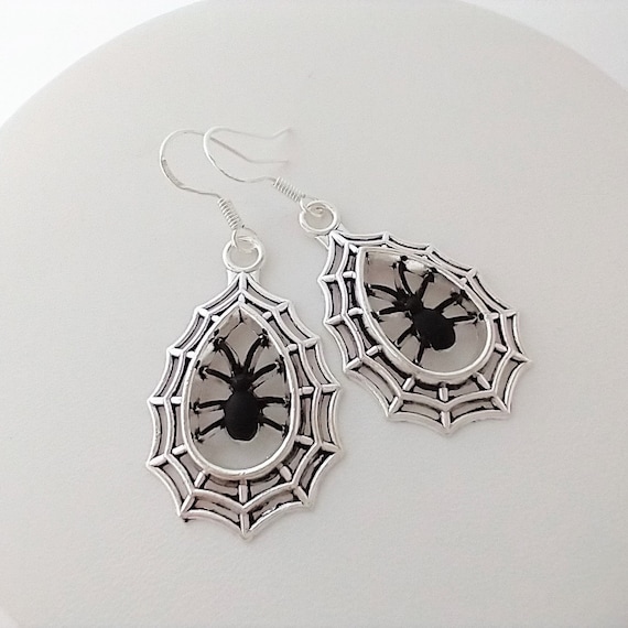 Spider Earrings, List Prices Reflect MSRP, HE-SPIDER-1