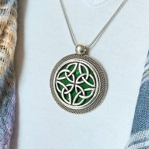 Gorgeous Celtic Necklace, Celtic Pendant Necklace image 2