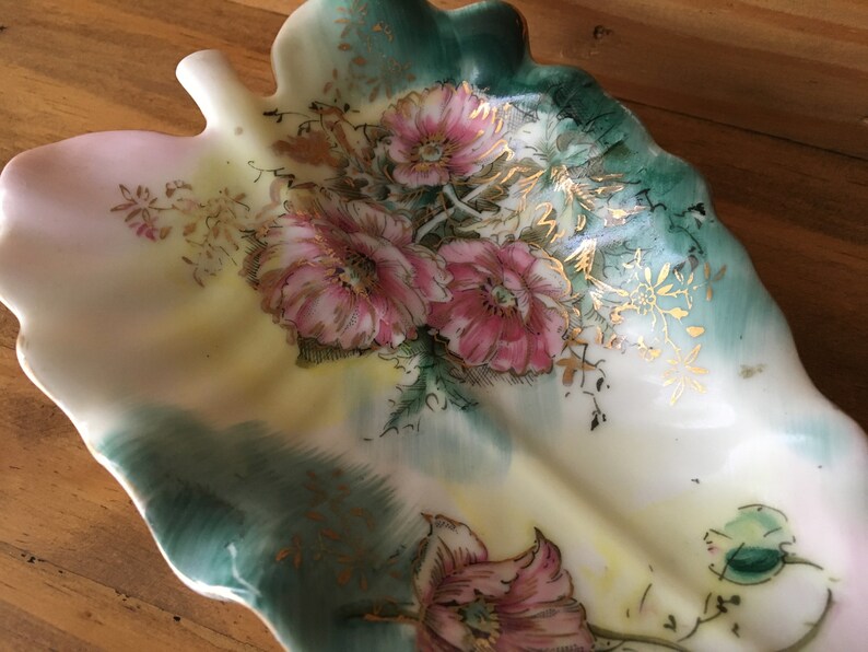 1940s Lefton China Heirloom Elegance Pattern #LEF42 Pink Poppies 7 Leaf Nut or Candy Dish