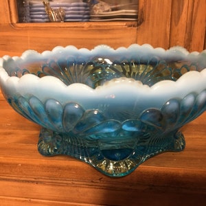 Antique 1905 EAPG Jefferson Glass Blue Opalescent Beaded Fans 9&quot; Footed Vegetable Serving Bowl