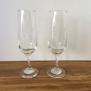 WEDDINGS - 1984 Floral Rose Bouquet Bride & Groom 7&quot; Champagne Glasses (set of 2), Wedding or Anniversary Toasts