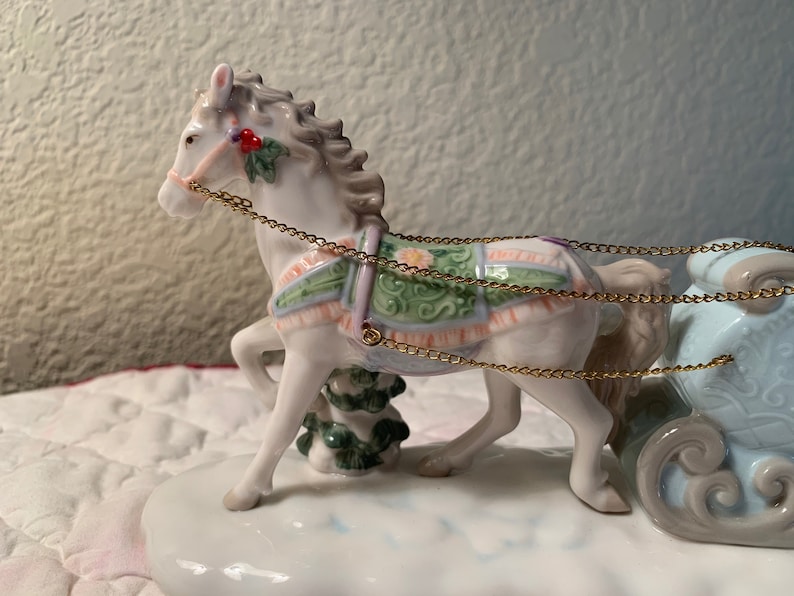 1940s Made in Occupied Japan Victorian Sleigh Figurine