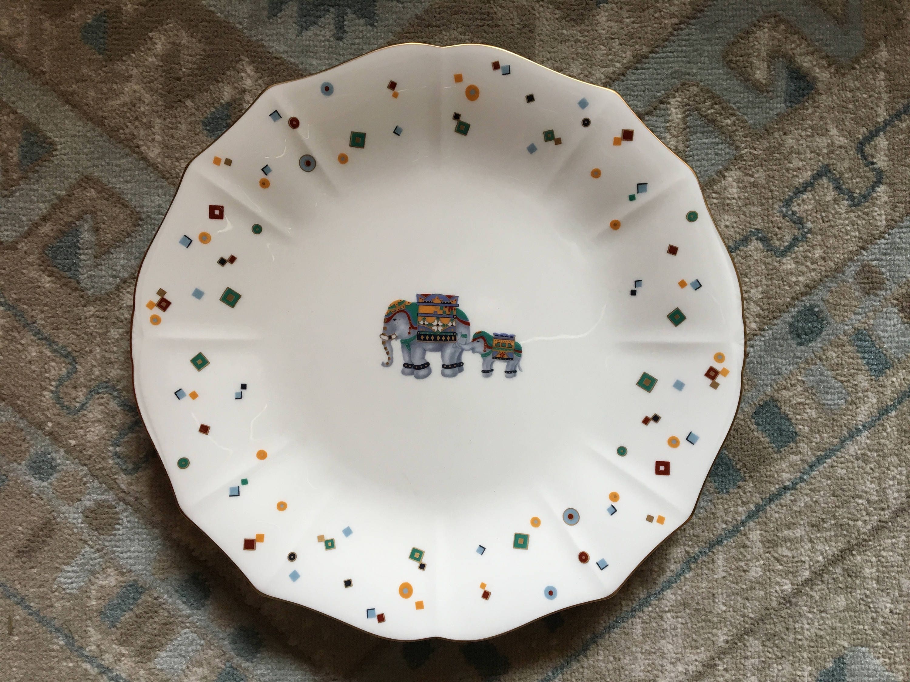 1986 Narumi Bone China Japan Limited Edition Elephant Motif 10.5
