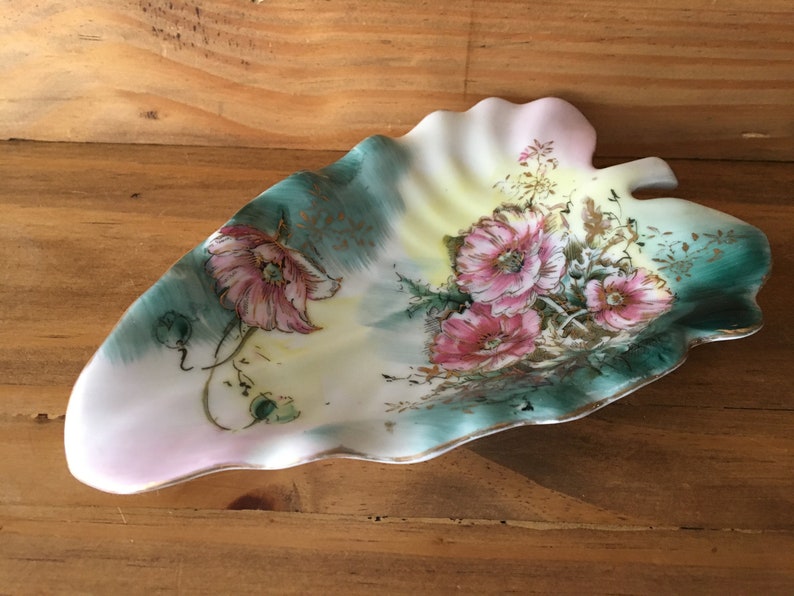 1940s Lefton China Heirloom Elegance Pattern #LEF42 Pink Poppies 7 Leaf Nut or Candy Dish