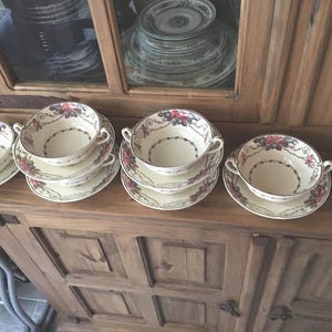 1930s Wedgwood Consall Pattern Handled Soup Bowls with Underplates (7 sets)