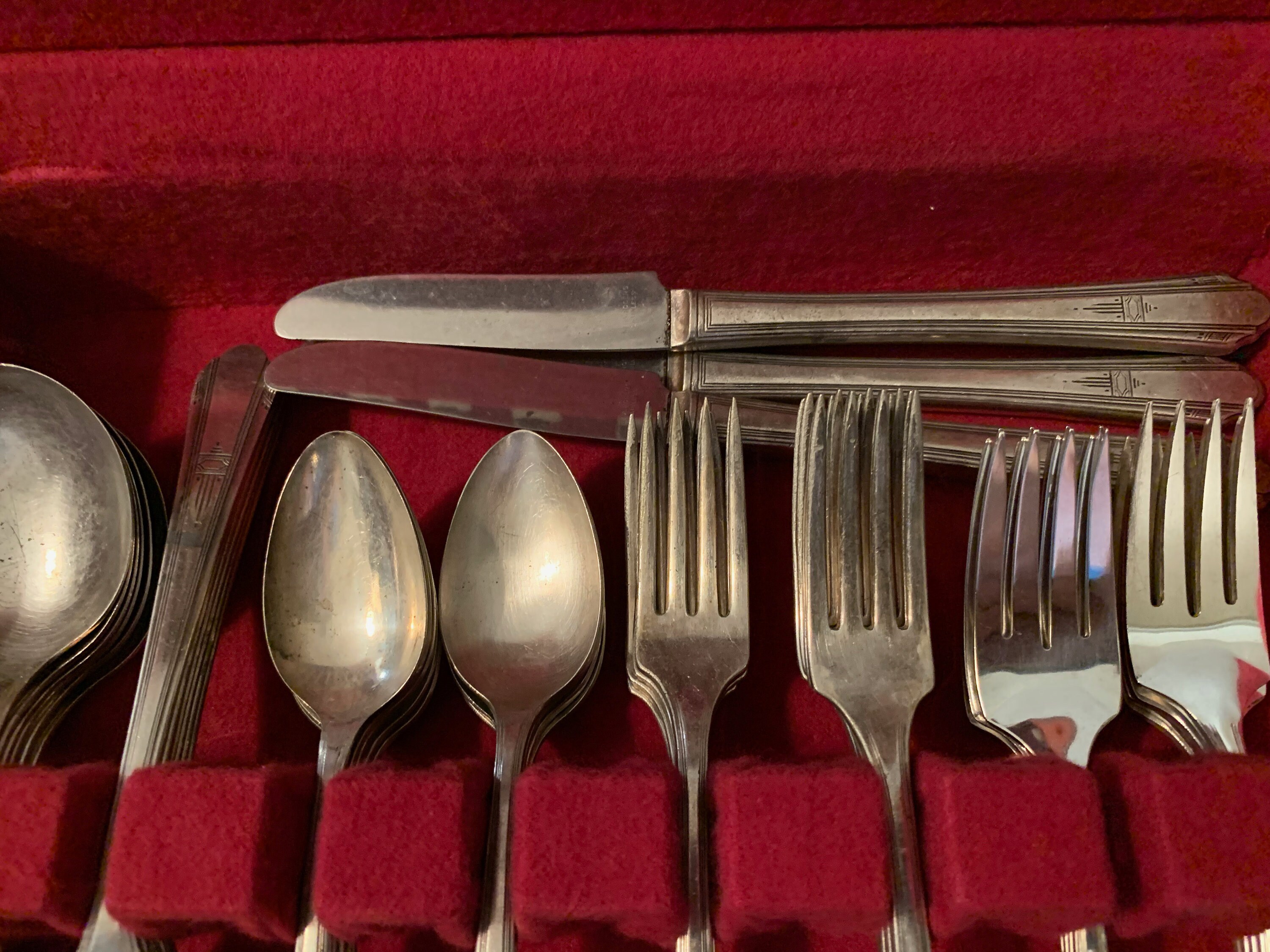 1933 Wm. A. Rogers (now Oneida) Paramount (silver-plate) Art